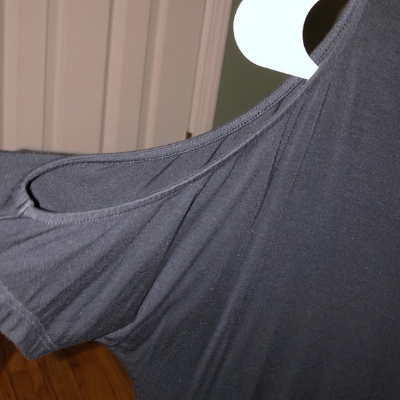 AMERICAN EAGLE // Short sleeve shirt! - Picture 2 of 3